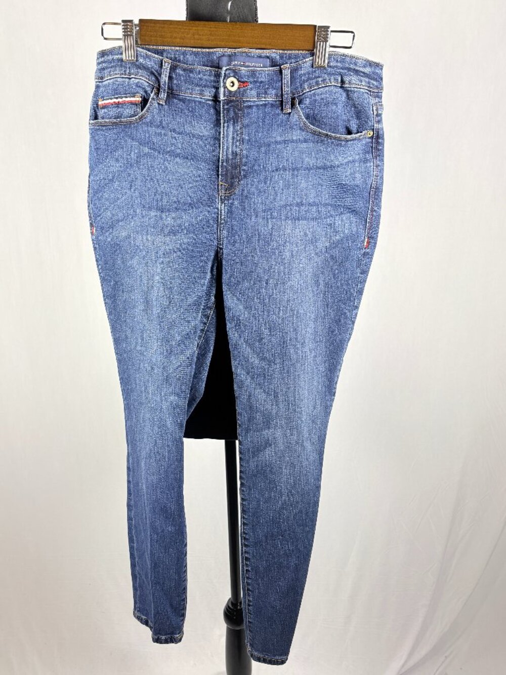 Tommy Hilfiger | Raleigh High Rise Skinny Jeans | 10 | Medium Wash Stretch Denim